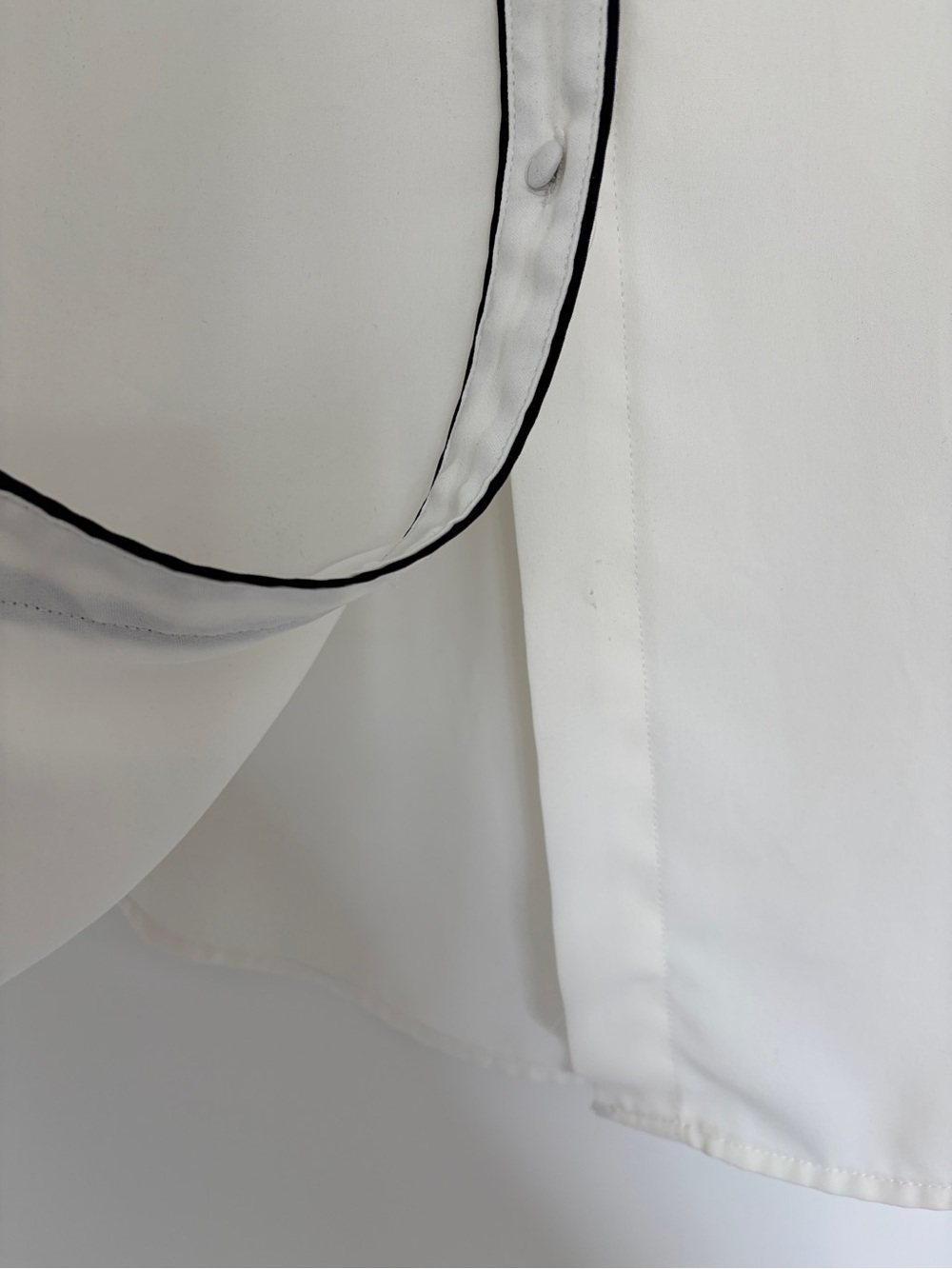H&M White Button-Up Shirt with Black Piping - Picture 6 of 6